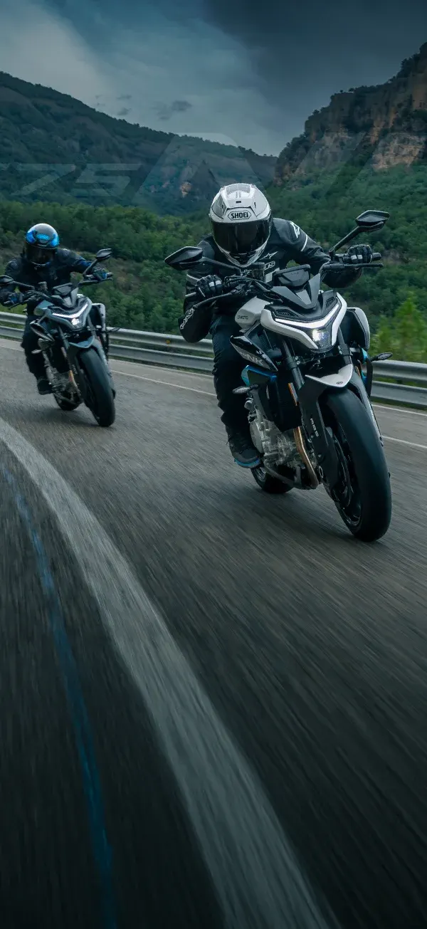 CFMOTO 675NK